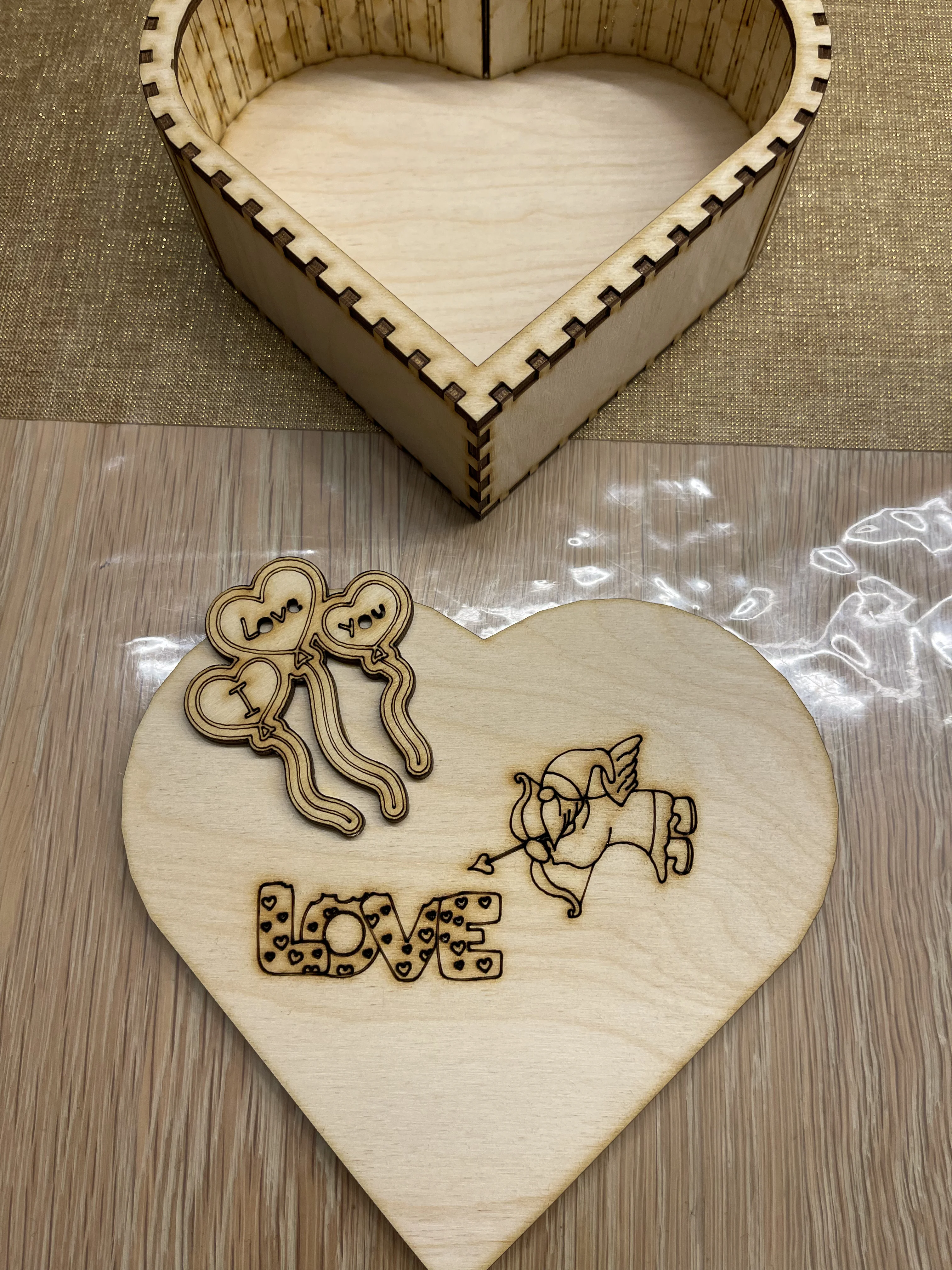 Valentinstag - Kunst auf Holz von Die dekobude